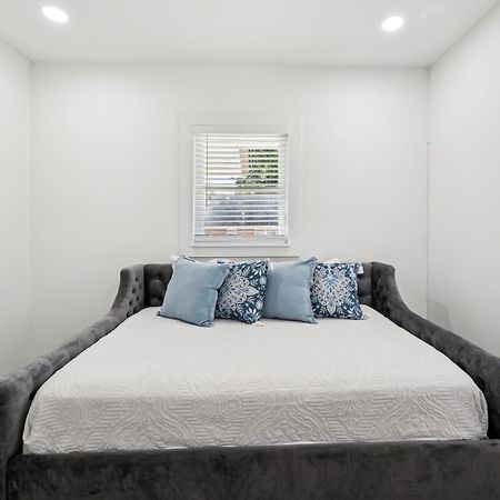 Centrally Located Home In Atlanta-10 Mins From Ga Aquarium, Mercedes Benz Stadium, & Much More Экстерьер фото