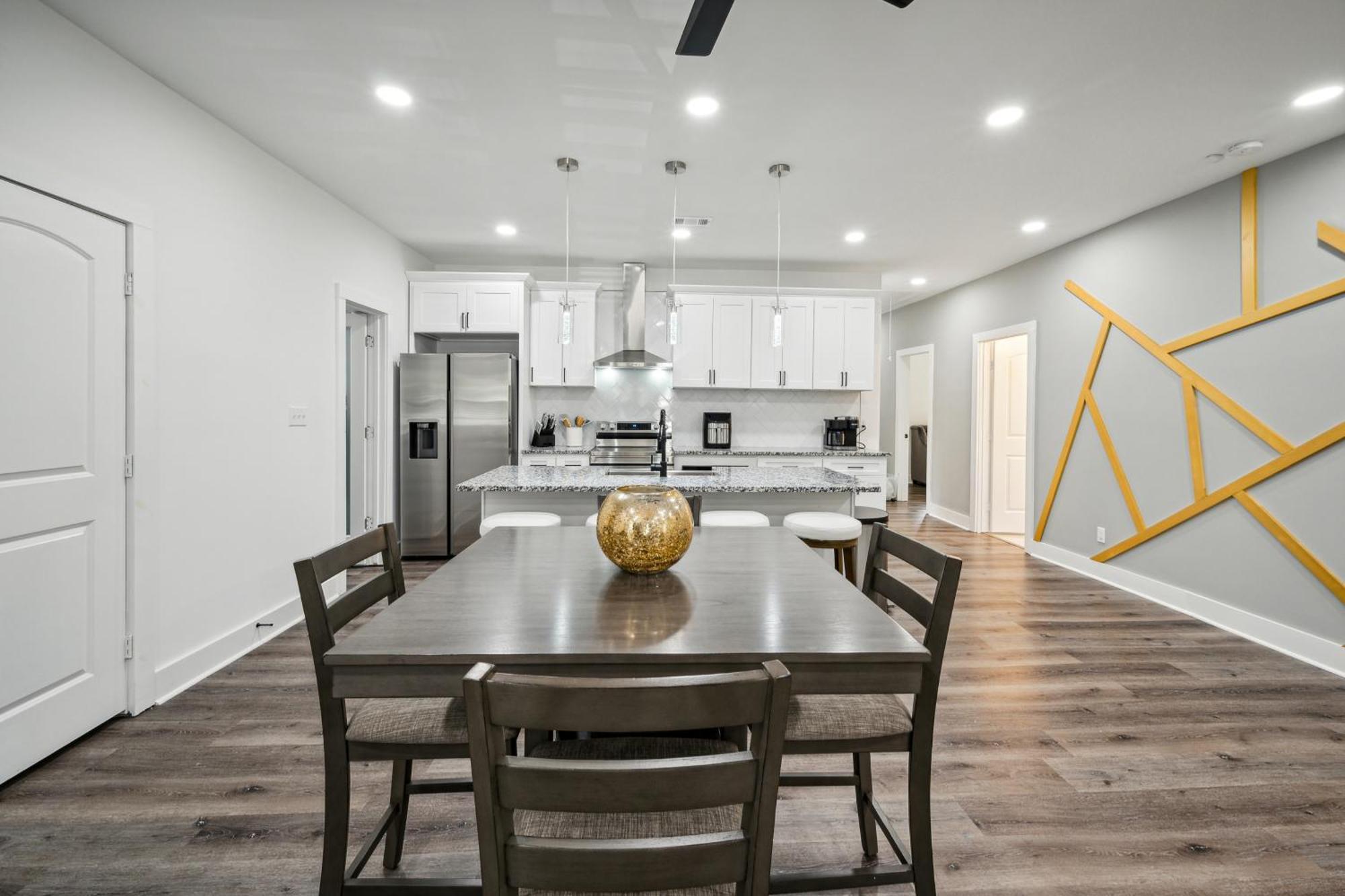 Centrally Located Home In Atlanta-10 Mins From Ga Aquarium, Mercedes Benz Stadium, & Much More Экстерьер фото